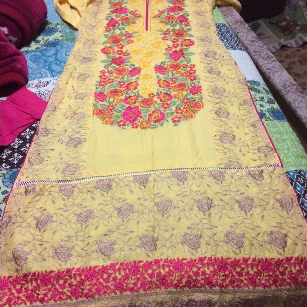 Pakistani 3PC - Picture 2 of 4